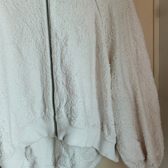 ‼️‼️SOLD ON MERCARI ‼️‼️ - Picture 4 of 4